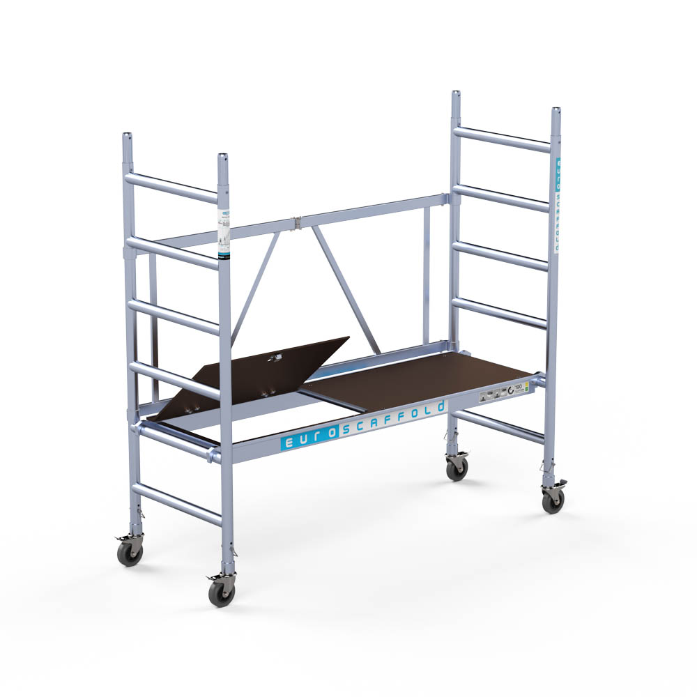 2) Euroscaffold Kamersteiger met luik - werkhoogte 3 mtr